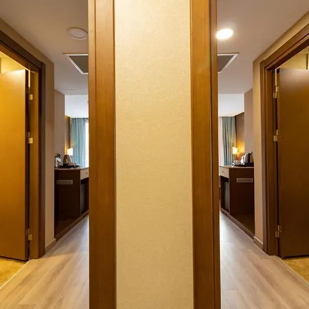 Hotel Tilya