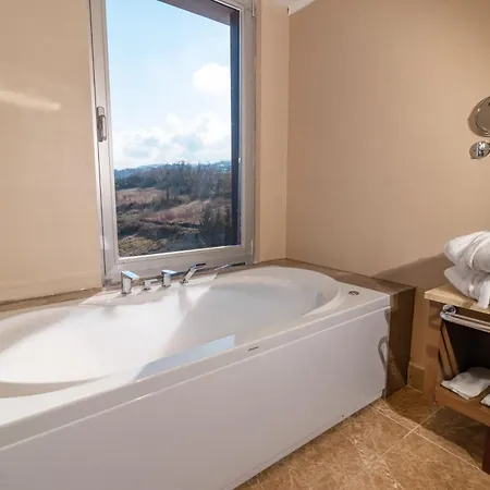 Tilya Hotel