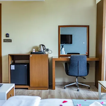Hotel Tilya