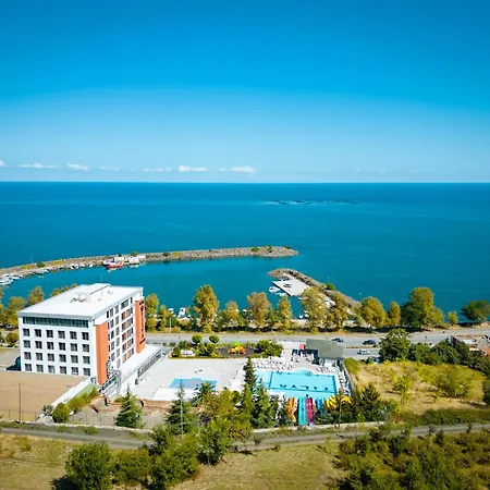 Tilya Hotel 4*