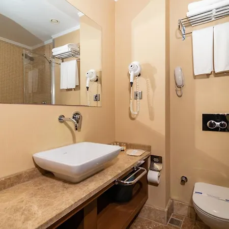 ティルヤ 4* トラブゾン