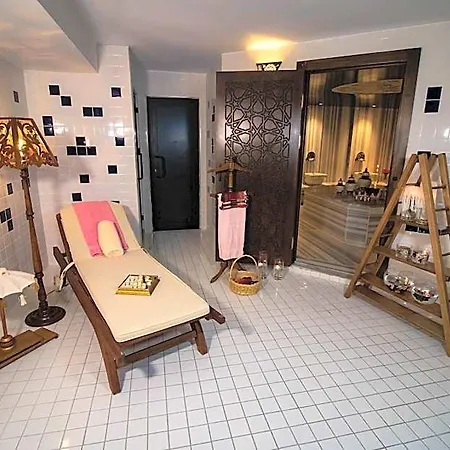 Hotel Tilya