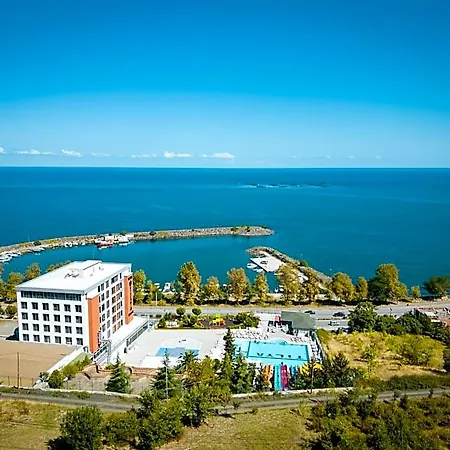 Hotel Tilya