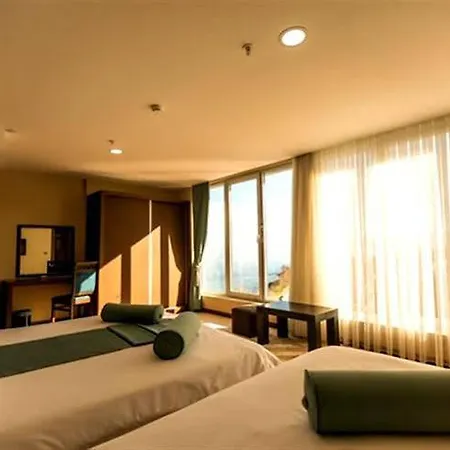 Tilya Hotell 4*